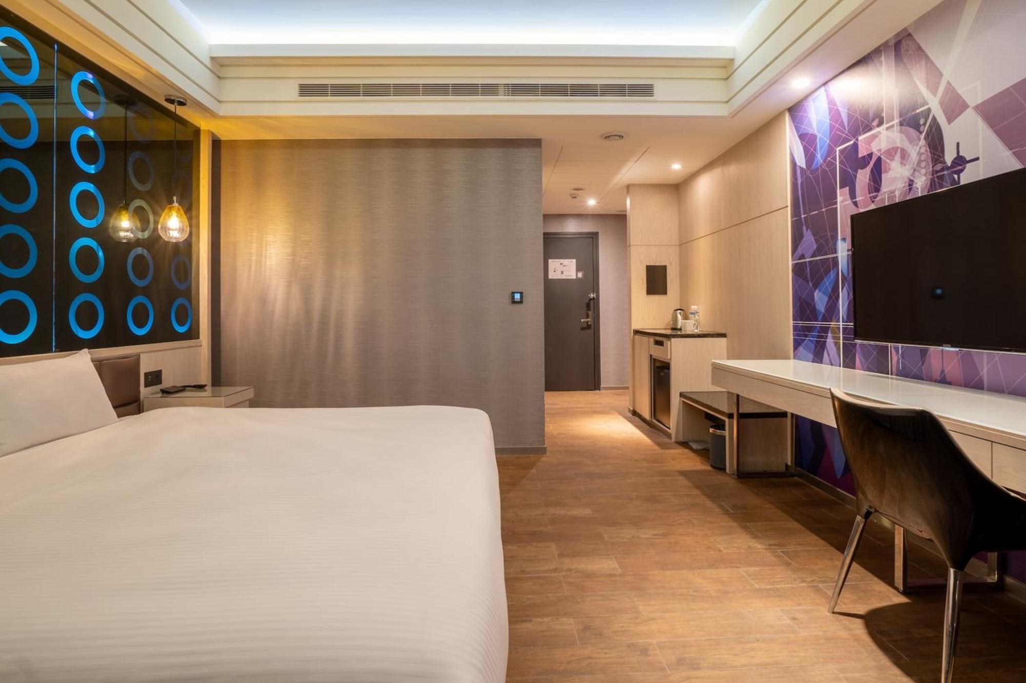 Guide Hotel Taichung Ziyou Exterior photo