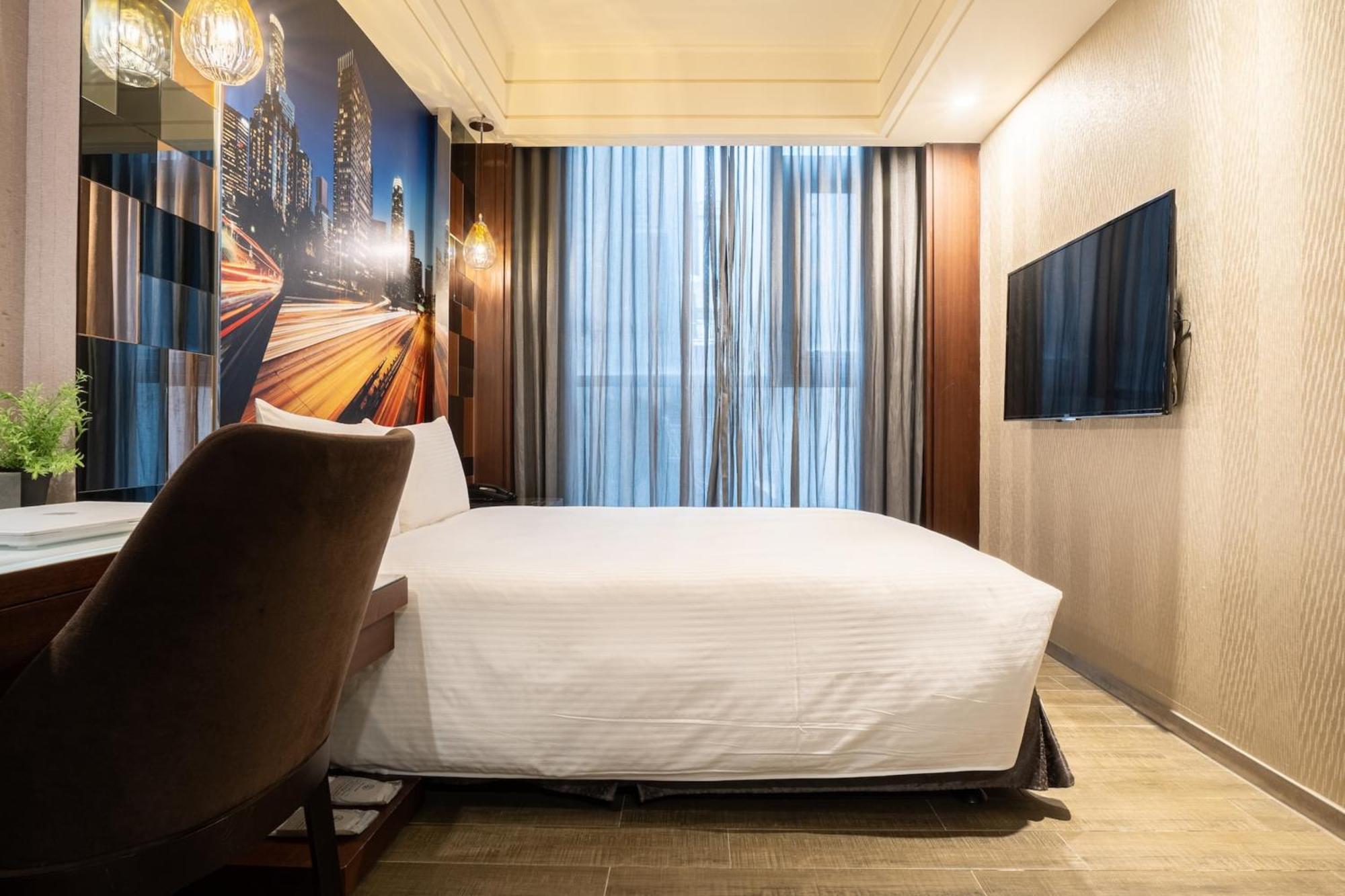 Guide Hotel Taichung Ziyou Exterior photo