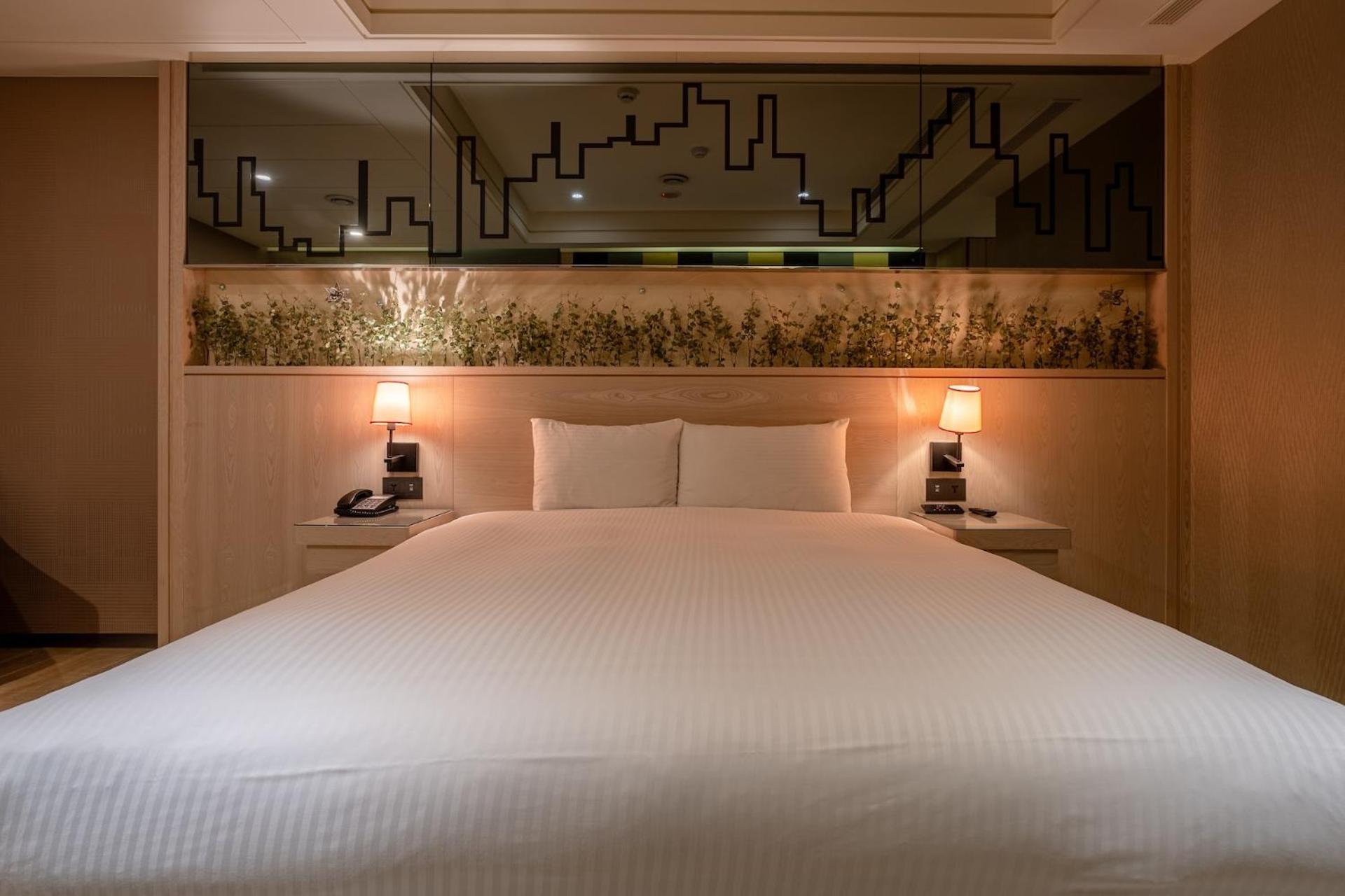 Guide Hotel Taichung Ziyou Exterior photo