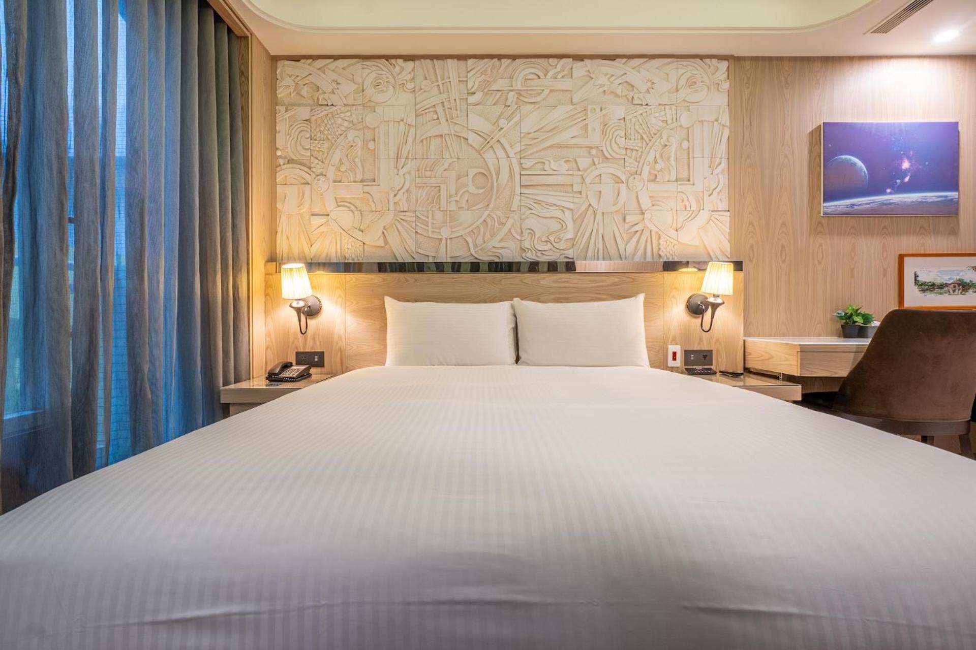 Guide Hotel Taichung Ziyou Exterior photo